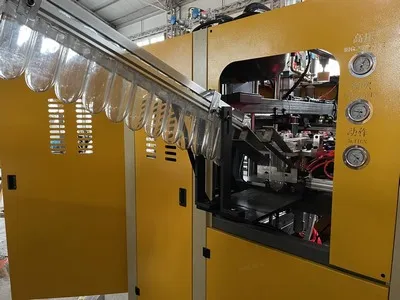 Stretch Blow Moulding Machine